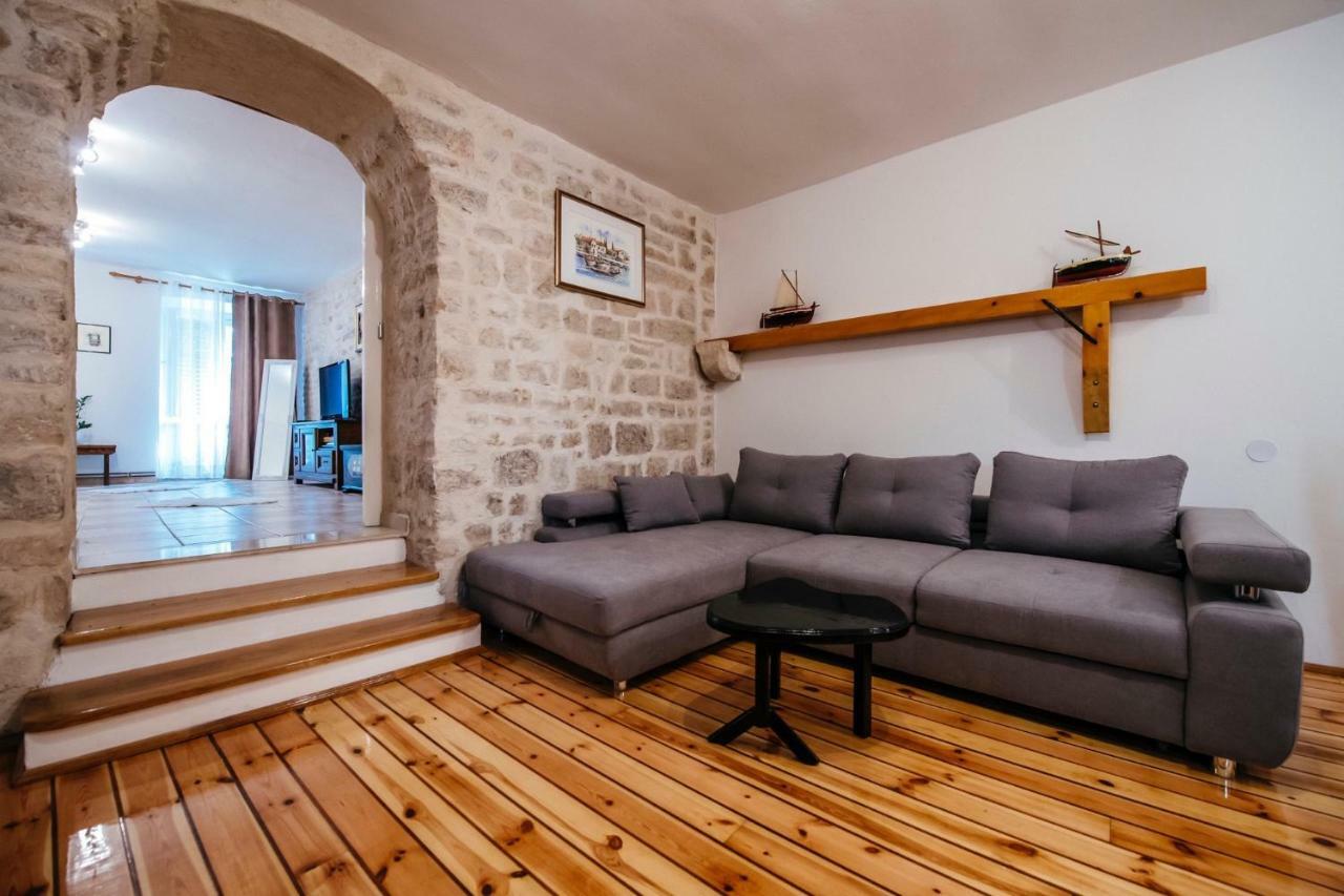 Heart Of Town Appartement